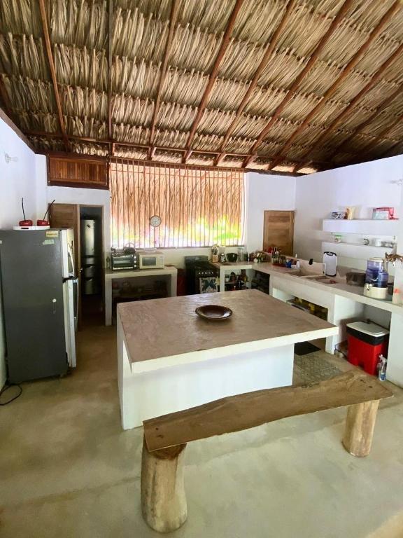 cabaña casa blanca